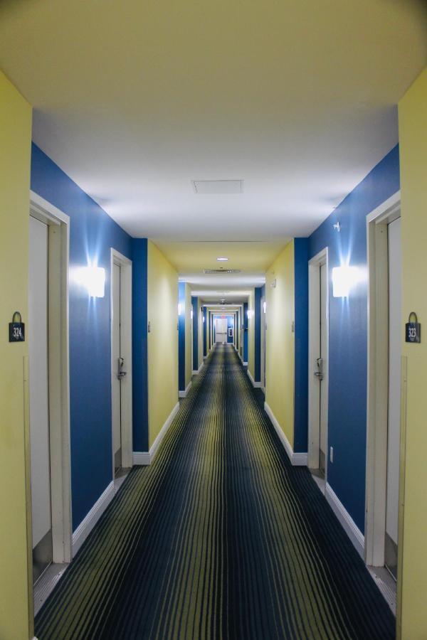 Spark By Hilton Victoria Виктория Екстериор снимка